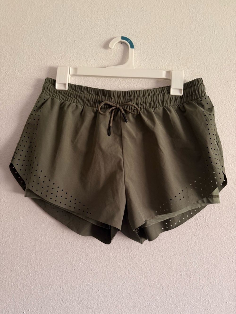☀️ anna-kaci • Running Shorts in Olive Green • Women’s L